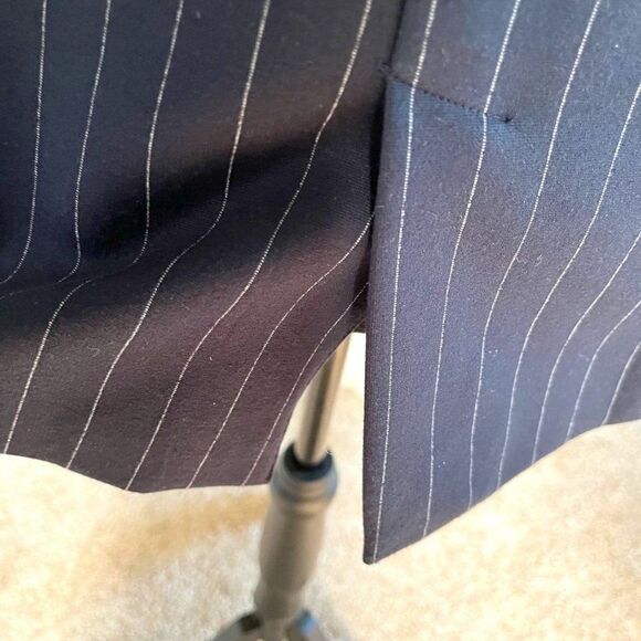 Vintage 90’s Career Suit Jacket Blazer Navy Blue Pinstripe  Fitted size 10 - Picture 3 of 14